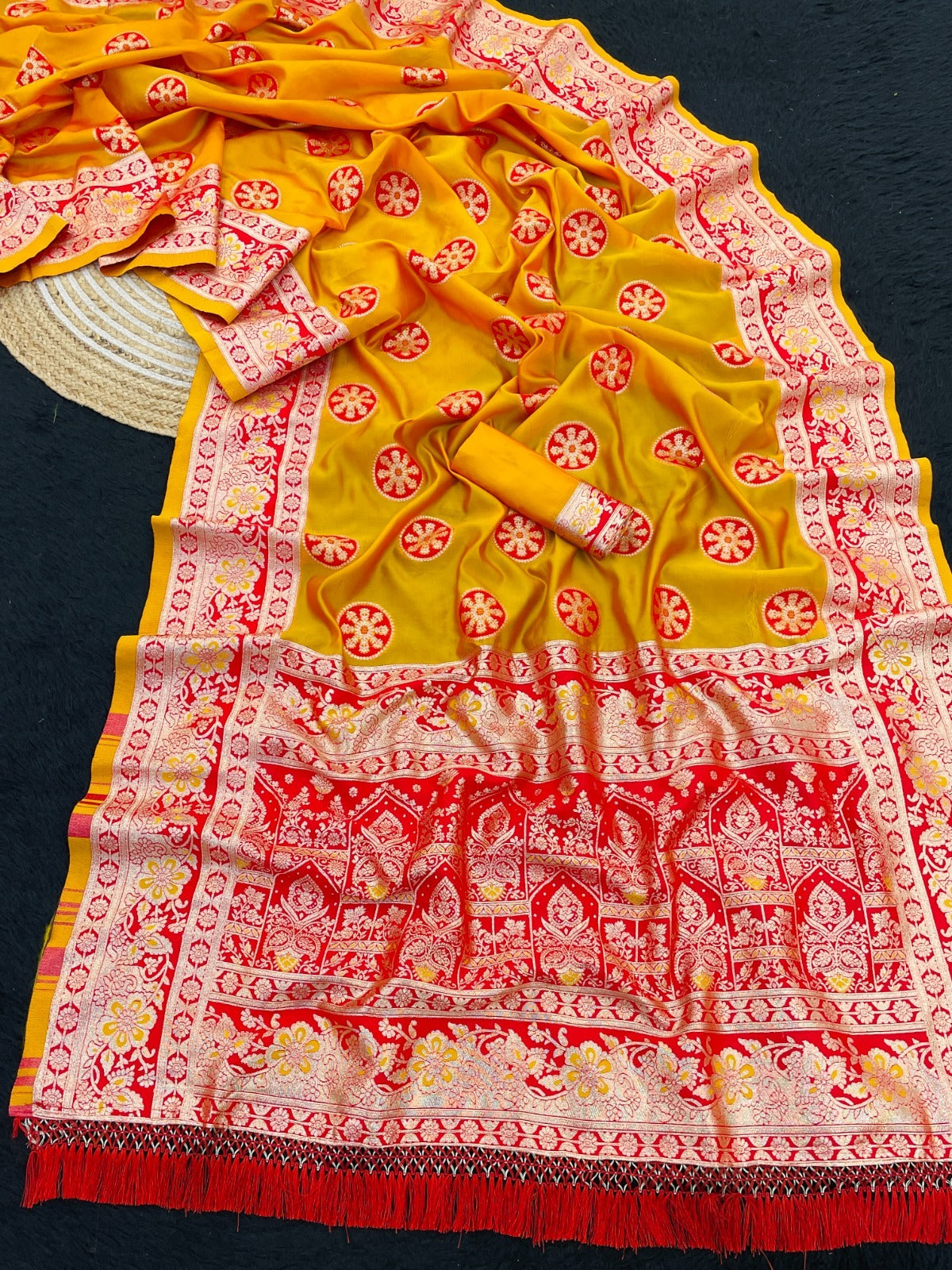 Soft Pethani Silk Saree with Zari Weaving Design – Meenakari Rich Pallu with Jalar Border